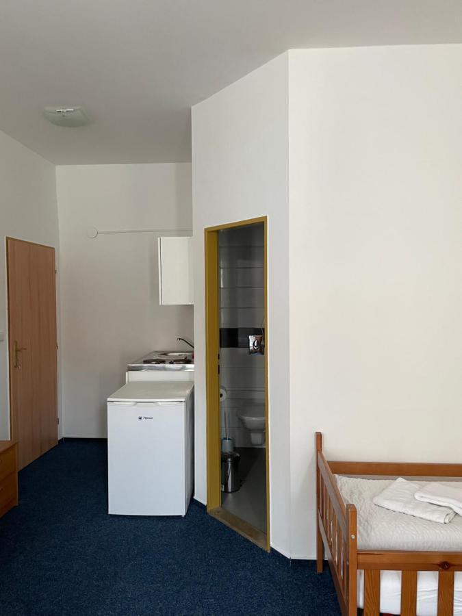 Mikulov Inn - Hotel Zeme Zewnętrze zdjęcie