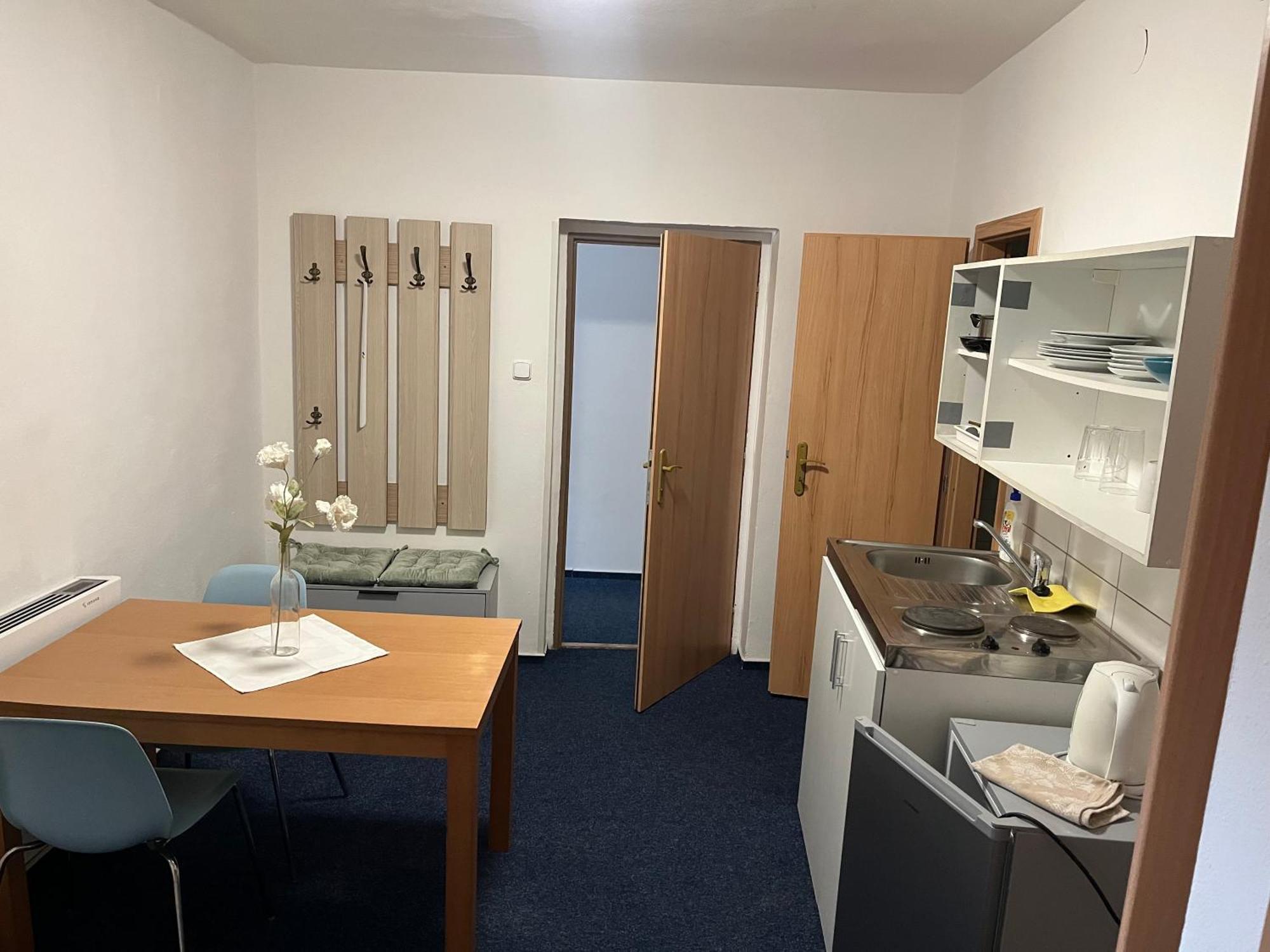 Mikulov Inn - Hotel Zeme Zewnętrze zdjęcie