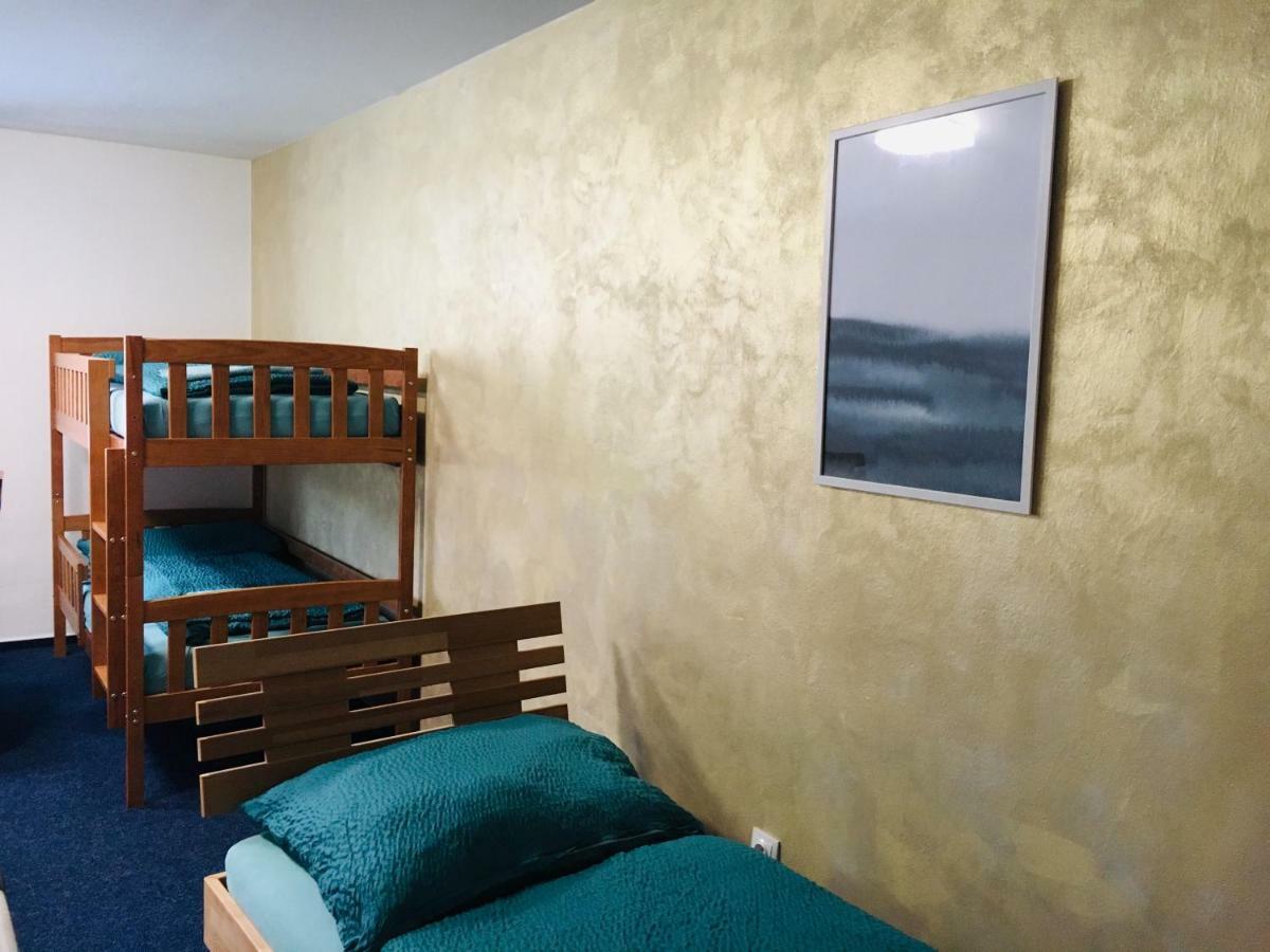 Mikulov Inn - Hotel Zeme Zewnętrze zdjęcie