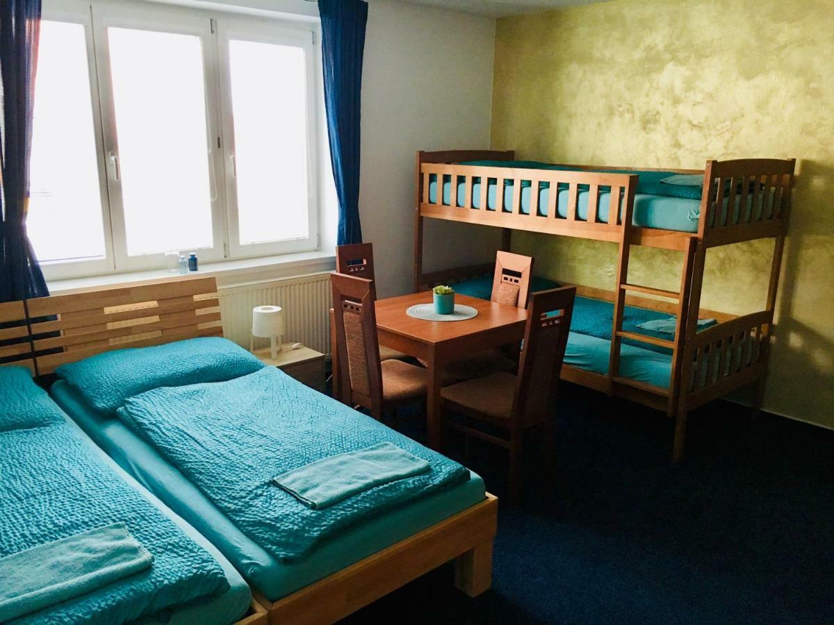Mikulov Inn - Hotel Zeme Zewnętrze zdjęcie