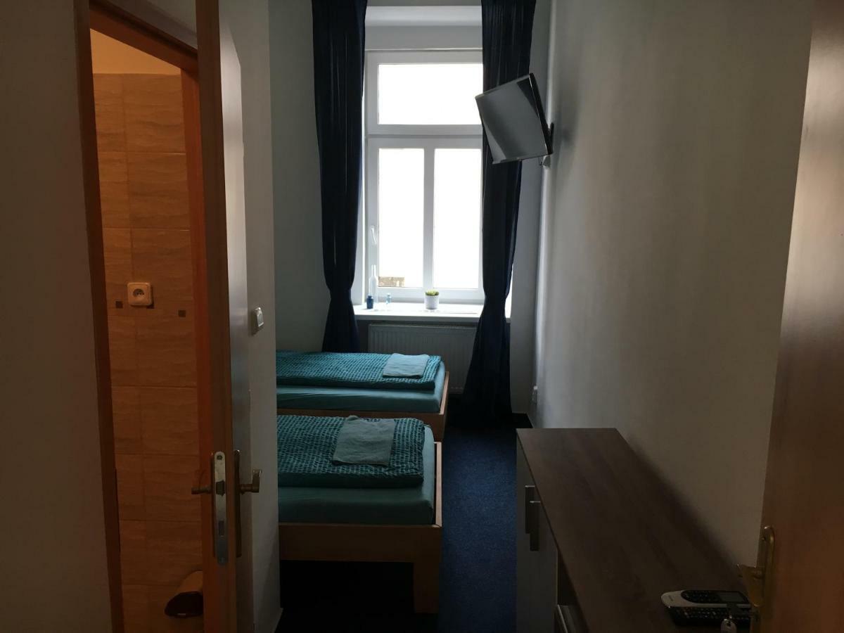 Mikulov Inn - Hotel Zeme Zewnętrze zdjęcie