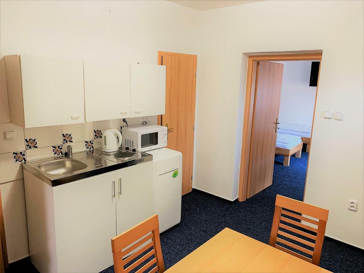 Mikulov Inn - Hotel Zeme Zewnętrze zdjęcie