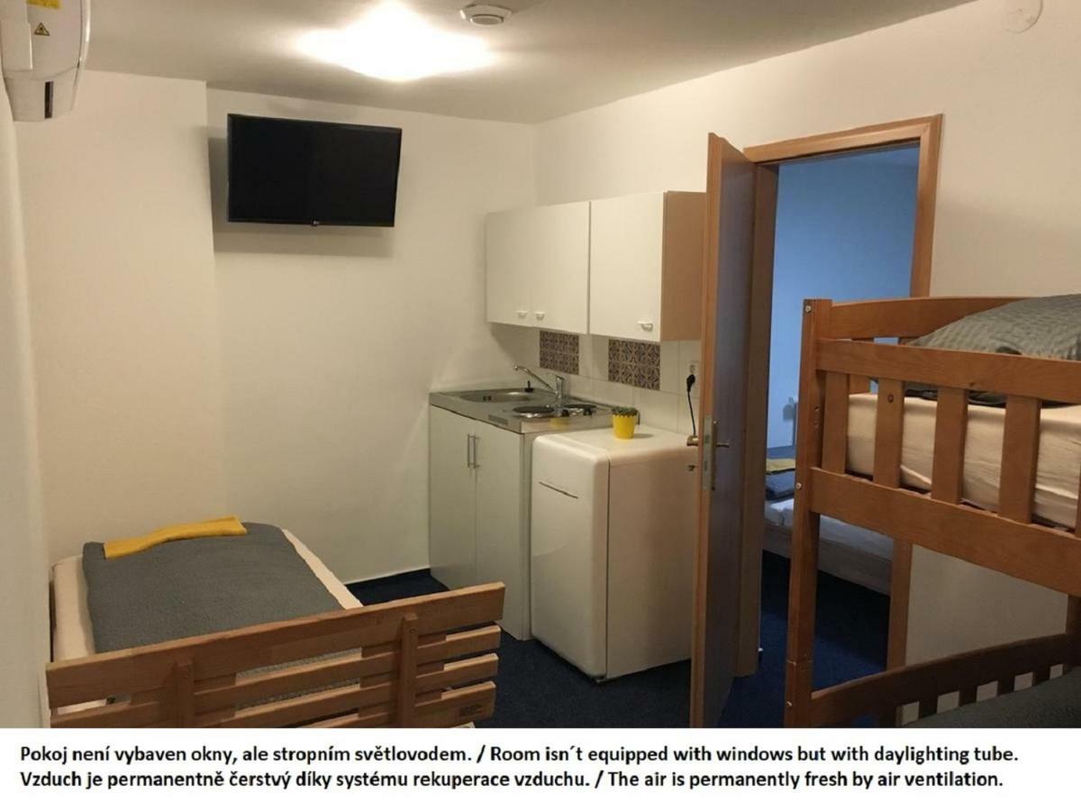 Mikulov Inn - Hotel Zeme Zewnętrze zdjęcie